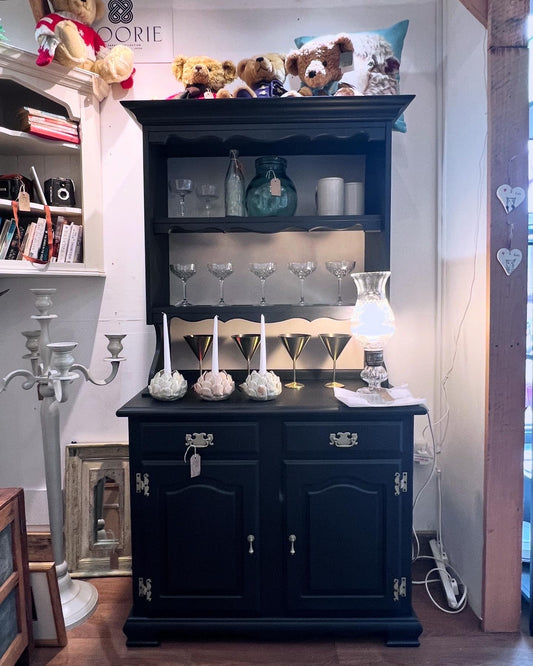 Elegant dresser - SOLD